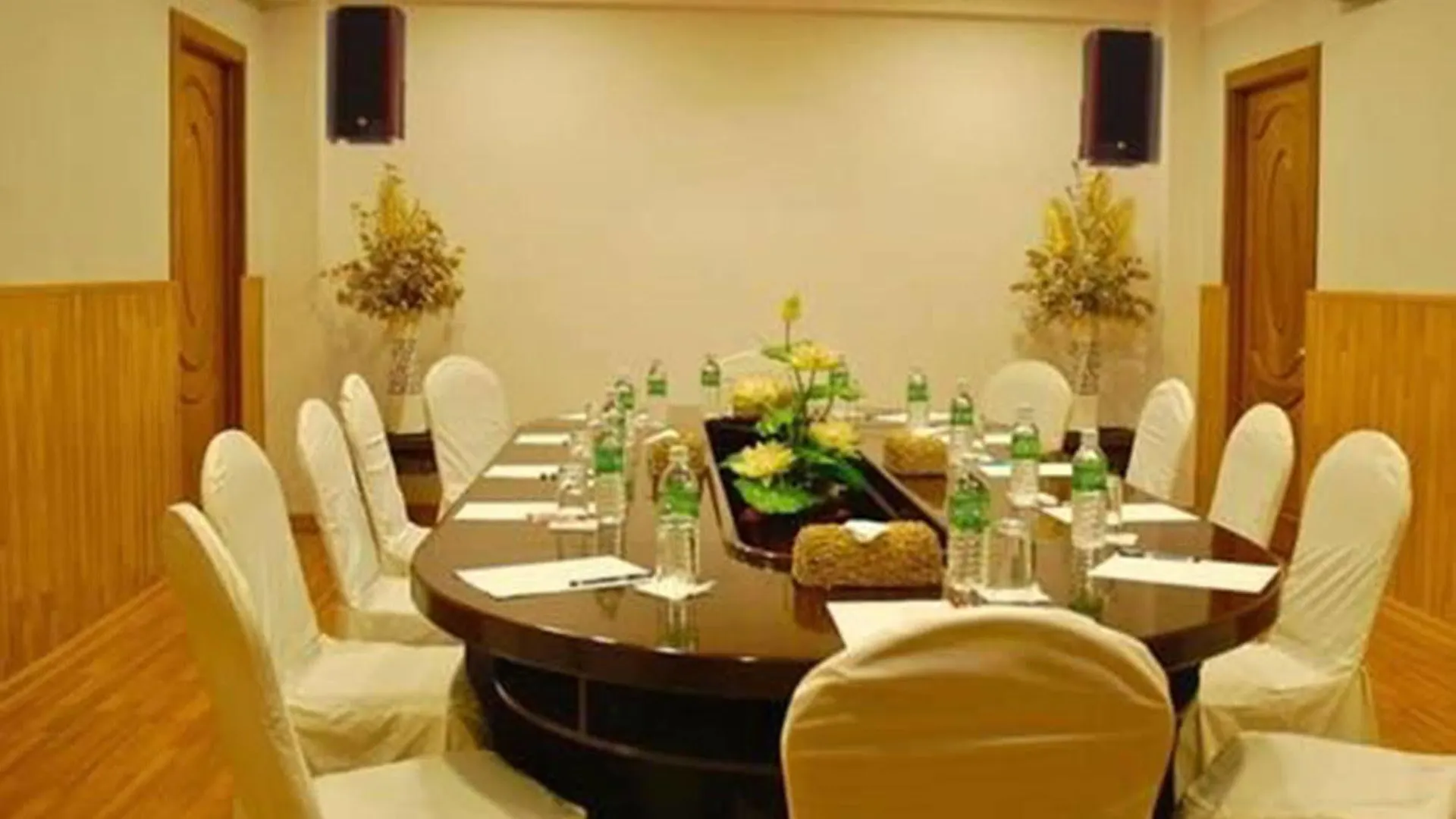 ***  Hotel K Yangon Birmania