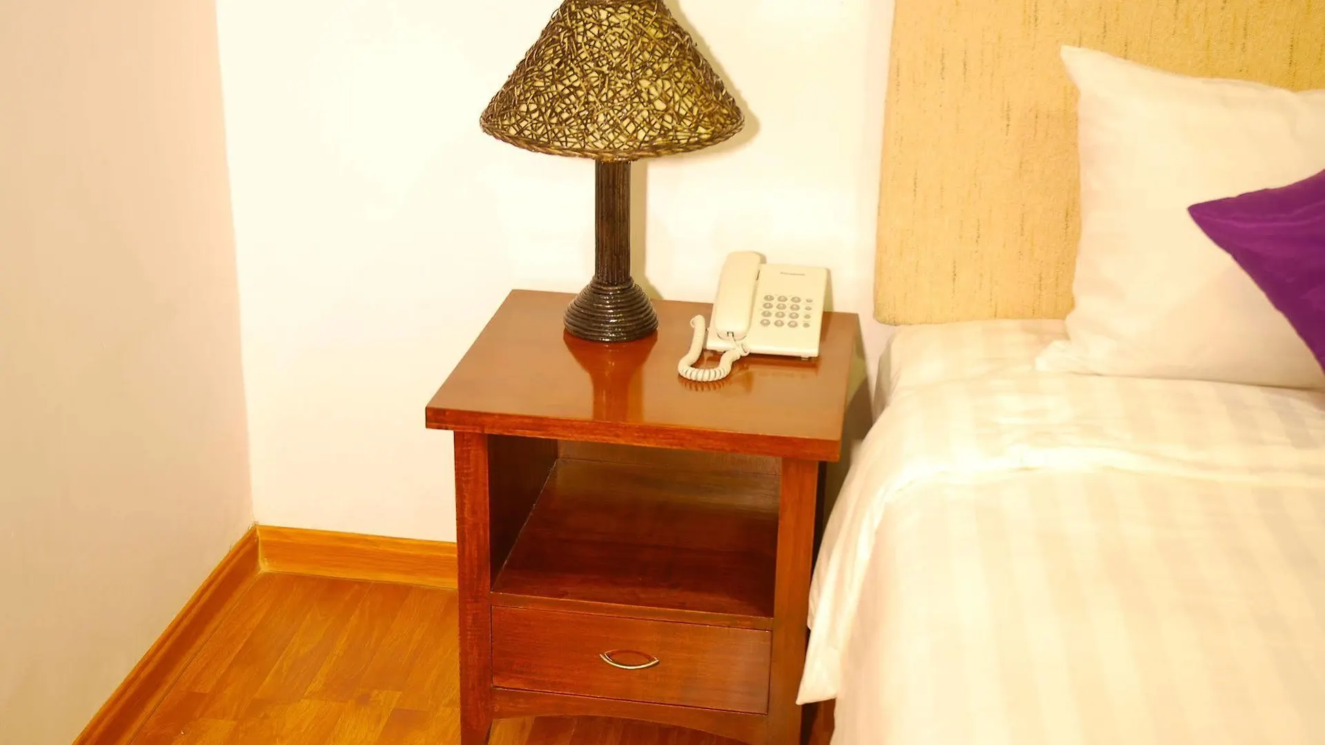 Hotel K Yangon Birmania